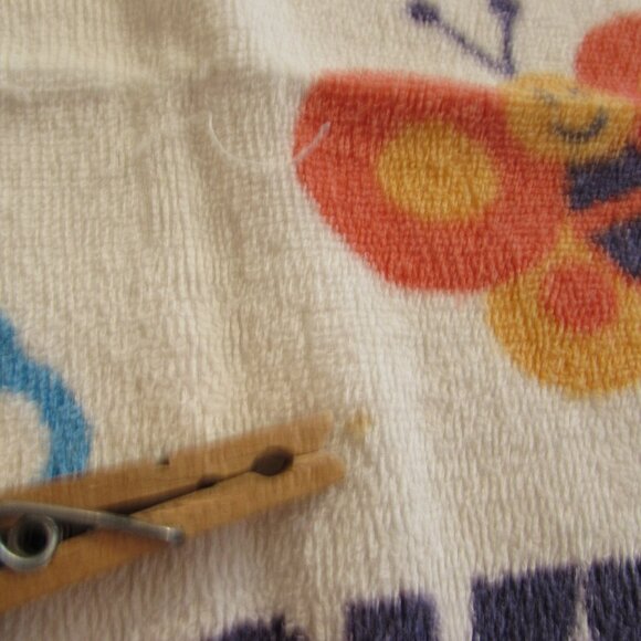 Vintage 1970s "Love is..." Beach Towel 54"x28" HAS WEAR - Picture 12 of 15